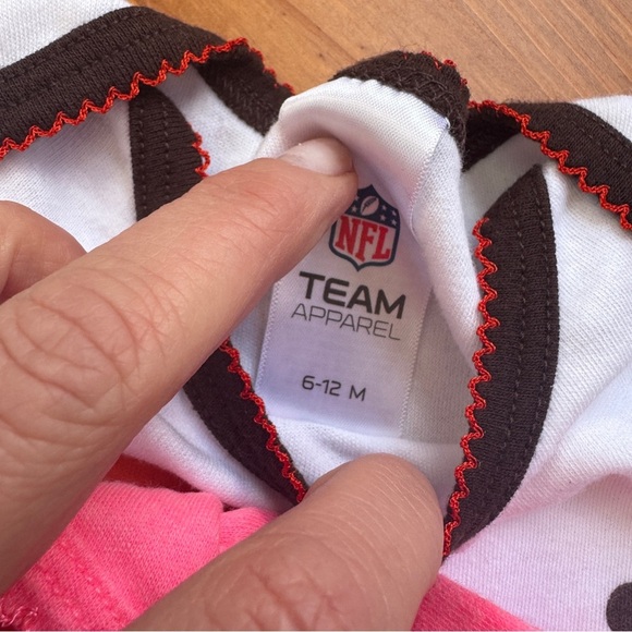 Cleveland Browns Kids One Pieces - Brown, White, Pink size 6-12 months bundle - Picture 7 of 7